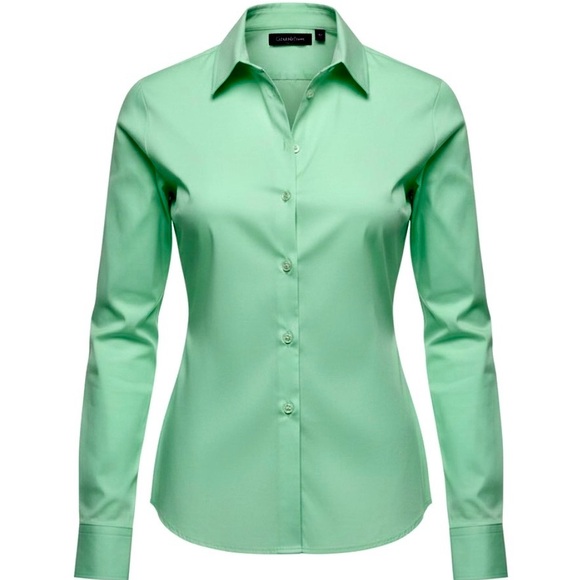 Van Heusen Tops - Van Heusen Mint Button-Down Shirt Size Large